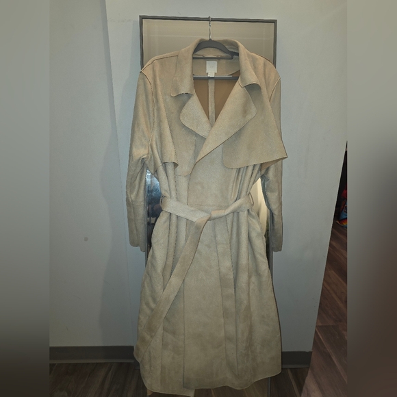 H&M Classic Beige Trench Coat for Women - Faux Suede Like Material XXL - Picture 3 of 9